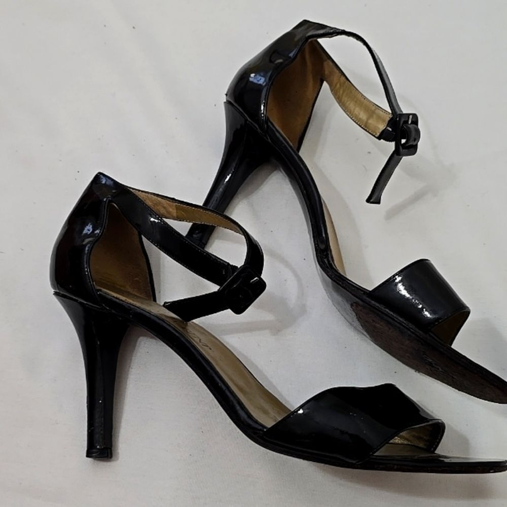 YSL black patent Strappy leather heels 10